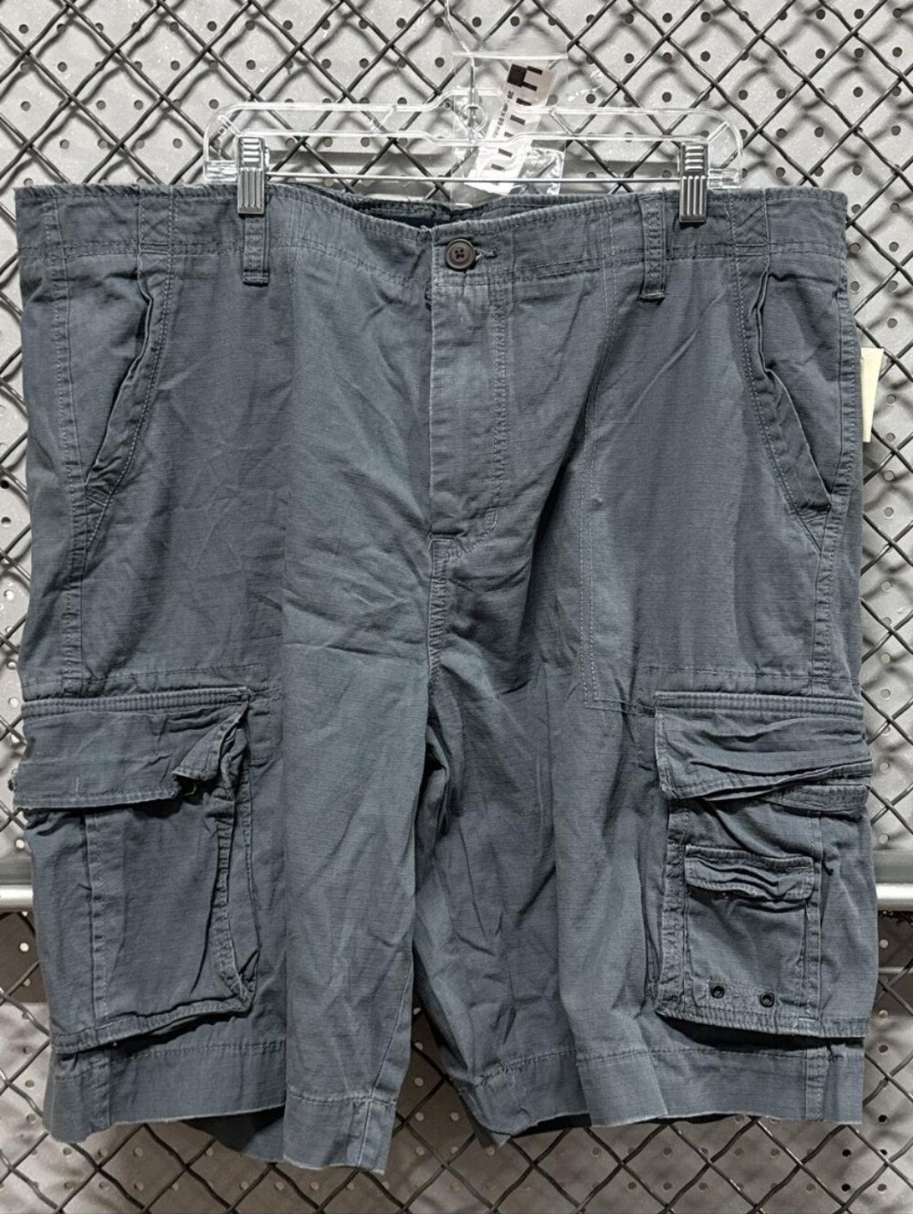 NWT AERO Men's Cargo Shorts in Slate Gray SZ 42 WAIST